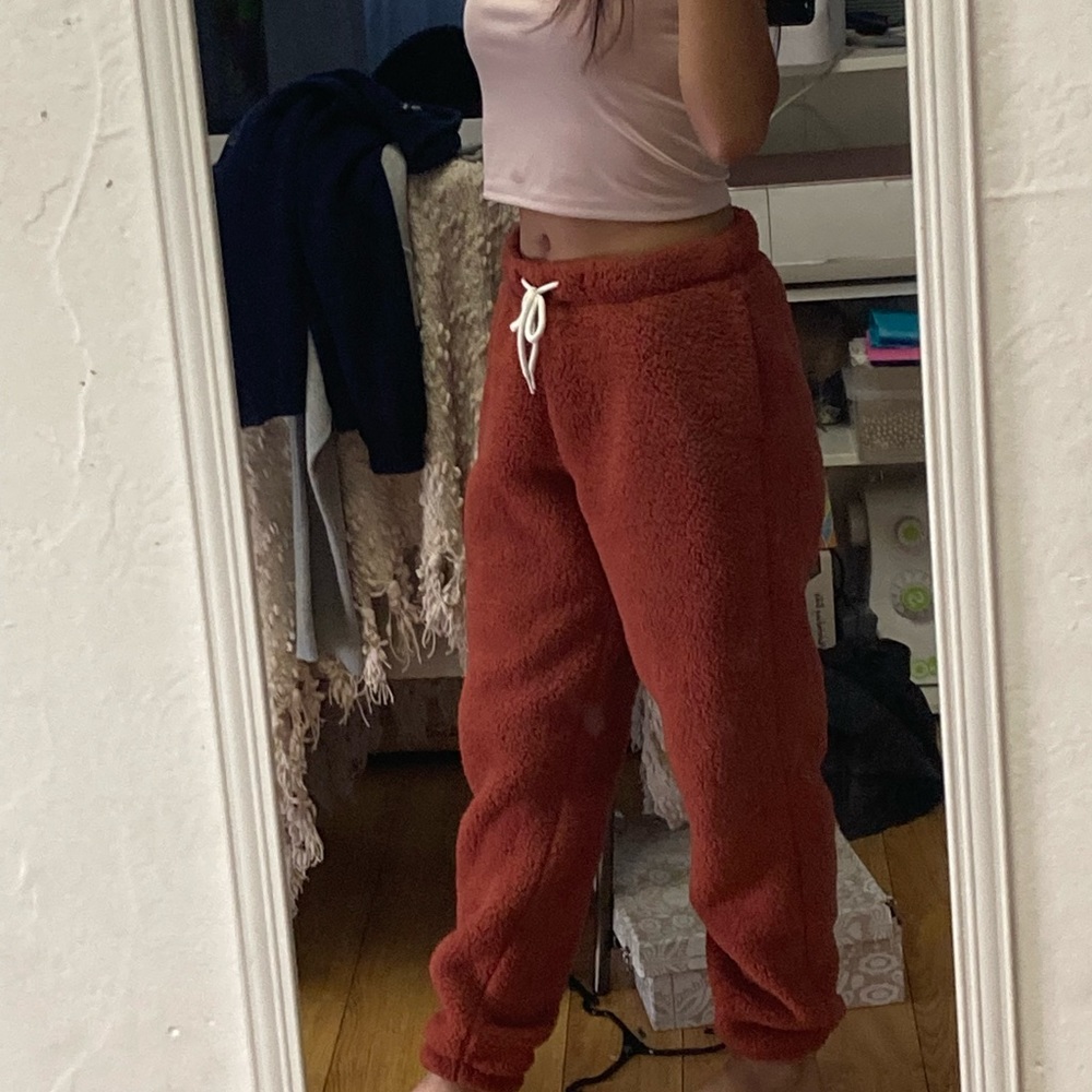 gilly hicks ginger Sherpa sweatpants